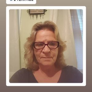 Meet your Posher, Linda